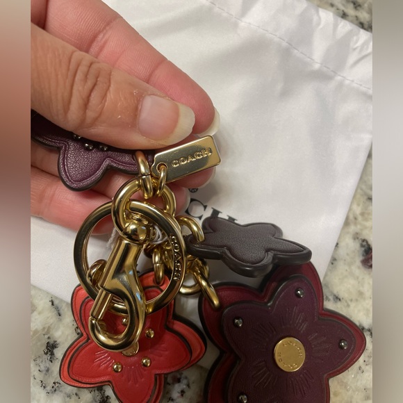 Coach wildflower mix bag charm - Oxblood - Picture 3 of 4